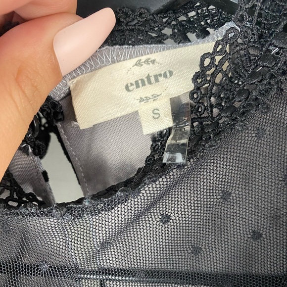 ENTRO Gray and Black Floral Mini Dress - Picture 3 of 6